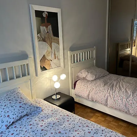 Triangle D Or Champs Elysees *