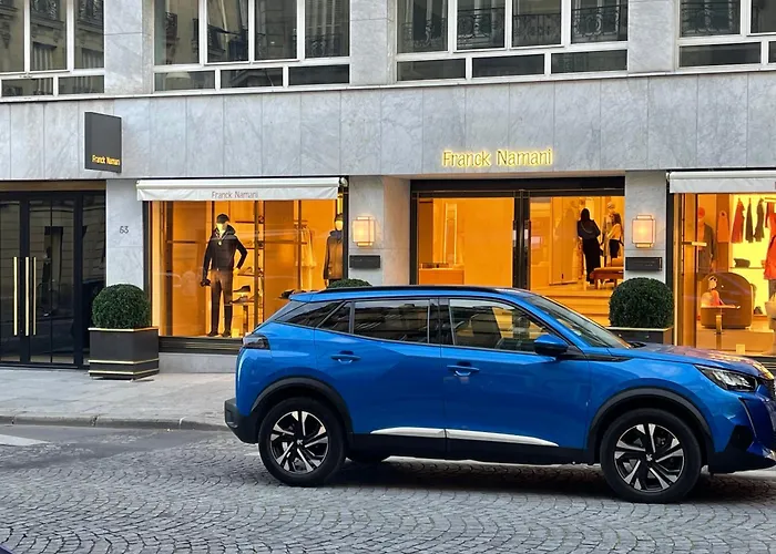 Triangle D Or Champs Elysees Paris